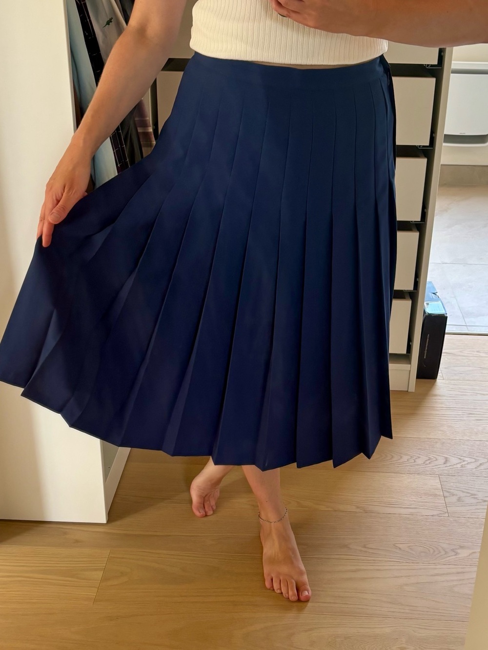 Vintage Navy Pleated Midi Skirt